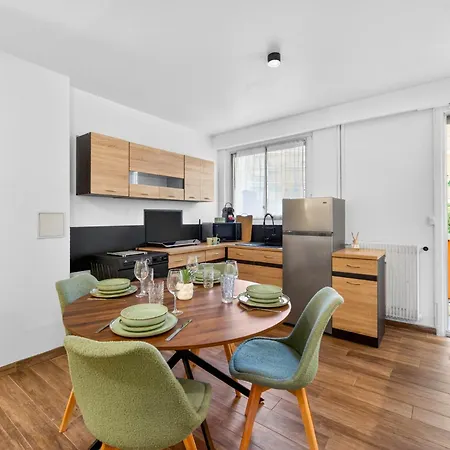 Proche Jardins Bioves - Fy Apartment